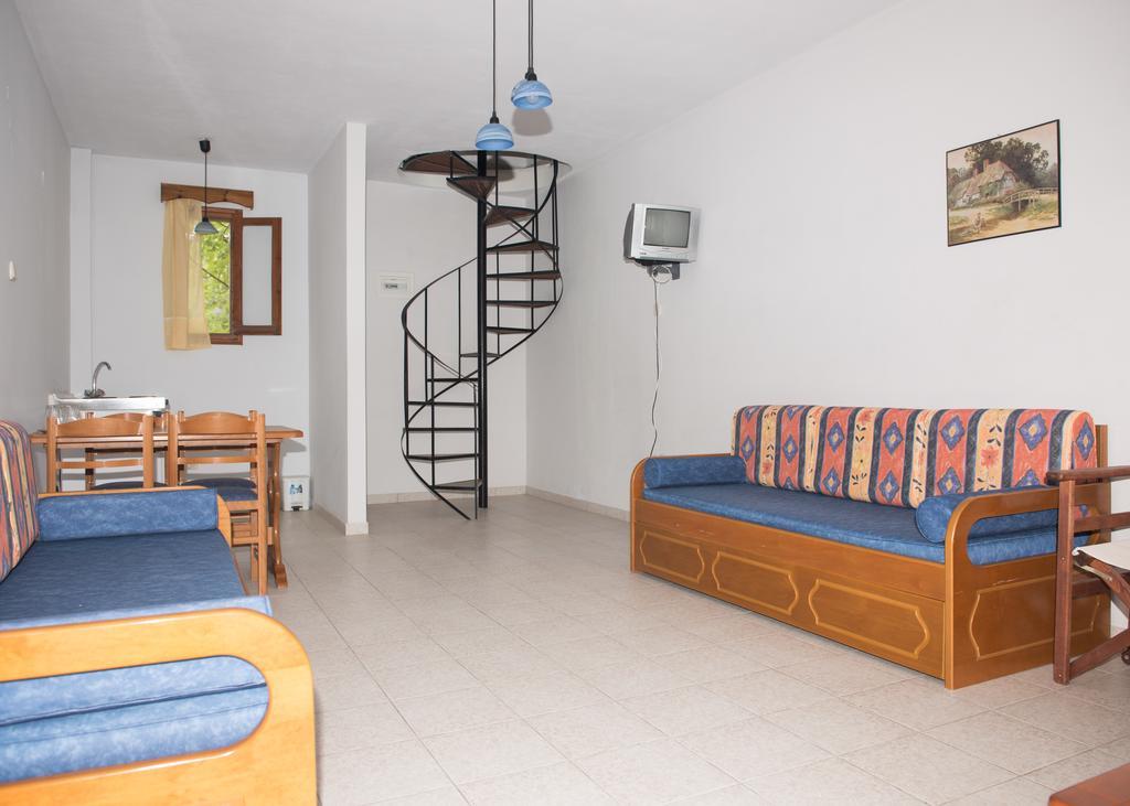Aparthotel Morfoula Vatera Habitación foto